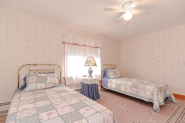 საძინებელი 4