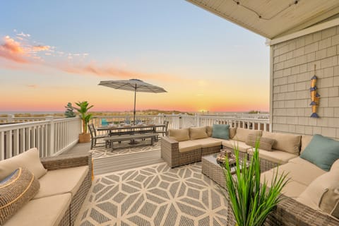 New! Direct Oceanfront Home w/Game Room/Free Bikes