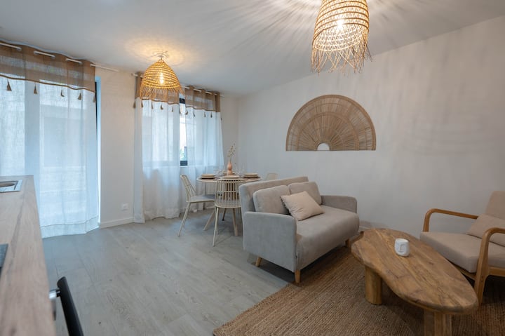 La Madeleine, T2 Cœur Ville - Hotel ibis budget Lyon Villefranche sur Saône