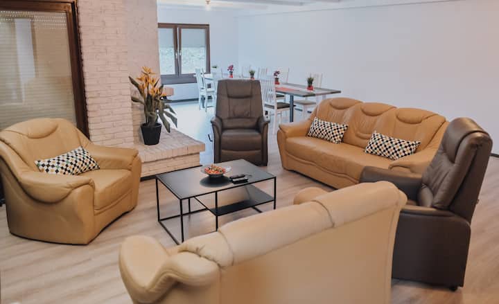 Gruppen-bungalow Am Rande Von Stuttgart - Stuttgart