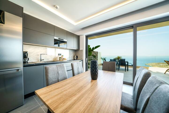 Hilltop Villas | Infinity Pool with Sea Views gallery image 5