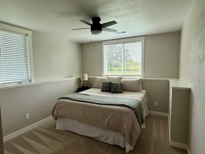 საძინებელი 4