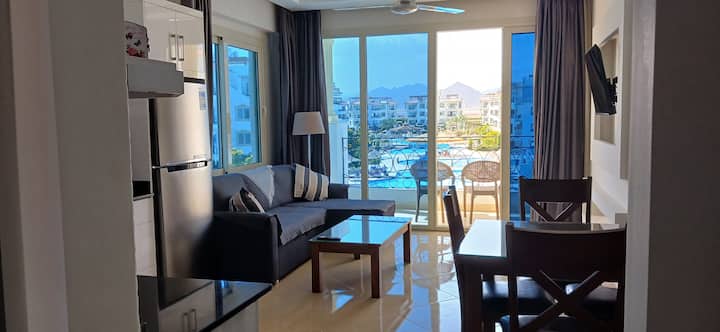  одличен поглед од собата и главниот балкон 