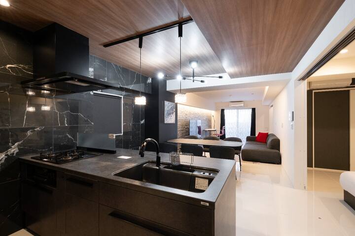 Popular Akasaka area/Spacious 2LDK/Exclusive gallery image 2