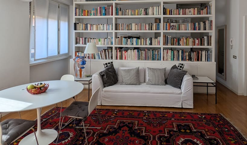 Exclusive 2BR/2BA Flat, Center/Brera-Garibaldi