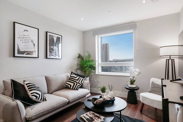 50% off Long stays – 2bed 2bath with AC gallery image 2