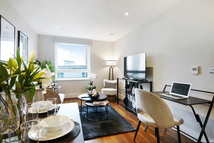 50% off Long stays – 2bed 2bath with AC gallery image 4