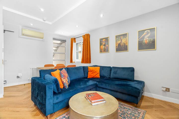 Charming flat in Mayfair