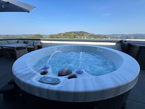 Immo-Vision: Penthouse - Private sauna and jacuzzi