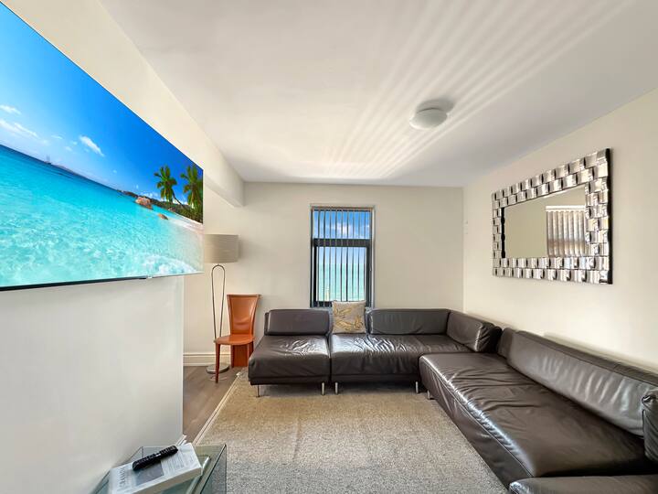 Bk301 Granada Apartments Berkeley 3rd Floor Front - ブラックプール