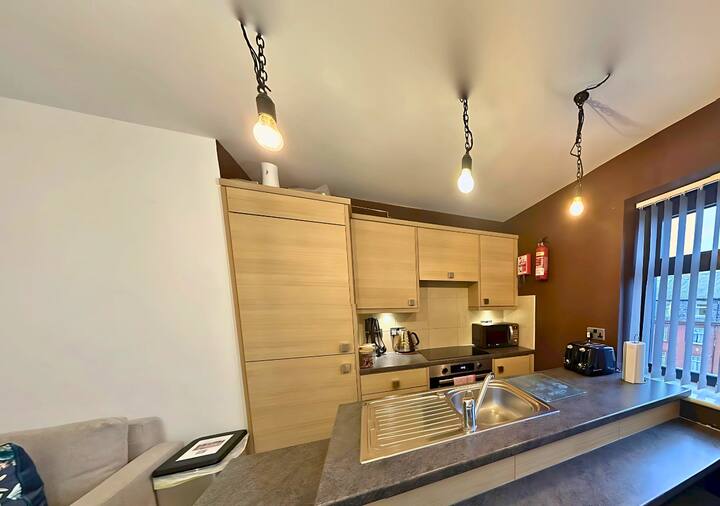 Bk302 Granada Apartments Berkeley 3rd Floor Middle - Blackpool