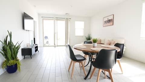 Top performing Airbnb: Newer 4BR Stay | Pool Access, Golf + Skydive AZ in Casa Grande