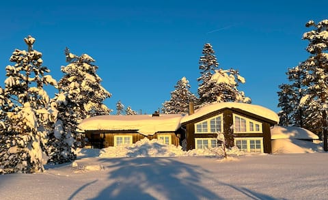 Gvelvåsen Panorama, family cabin with views and nature