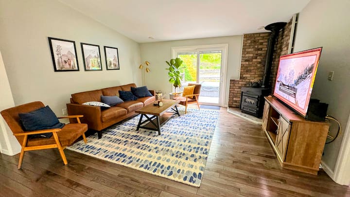 Woodland Whimsy | Private, Pool, Hot Tub, Sunroom - State of New York