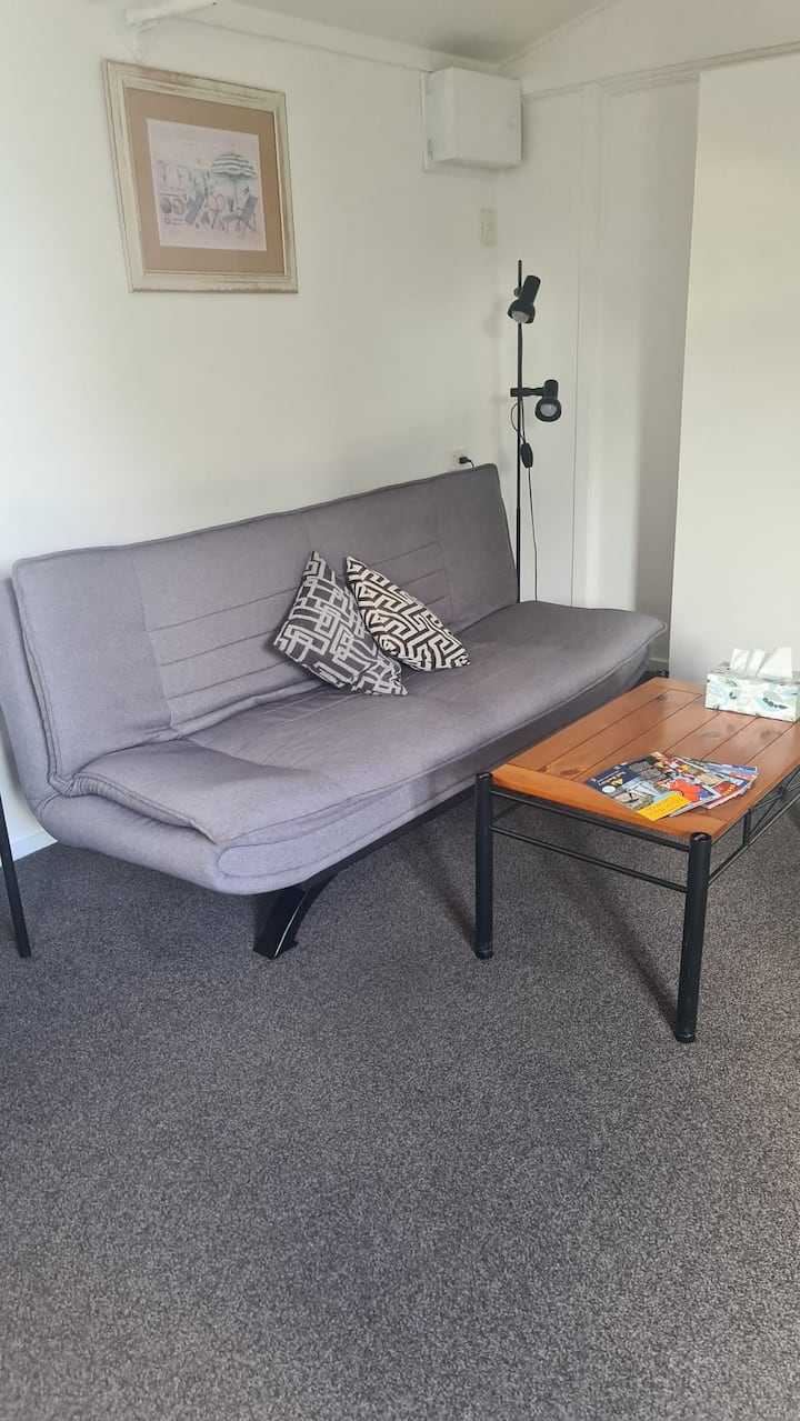 Private/cosy Self Contained Studio
Close To Town - Taupō