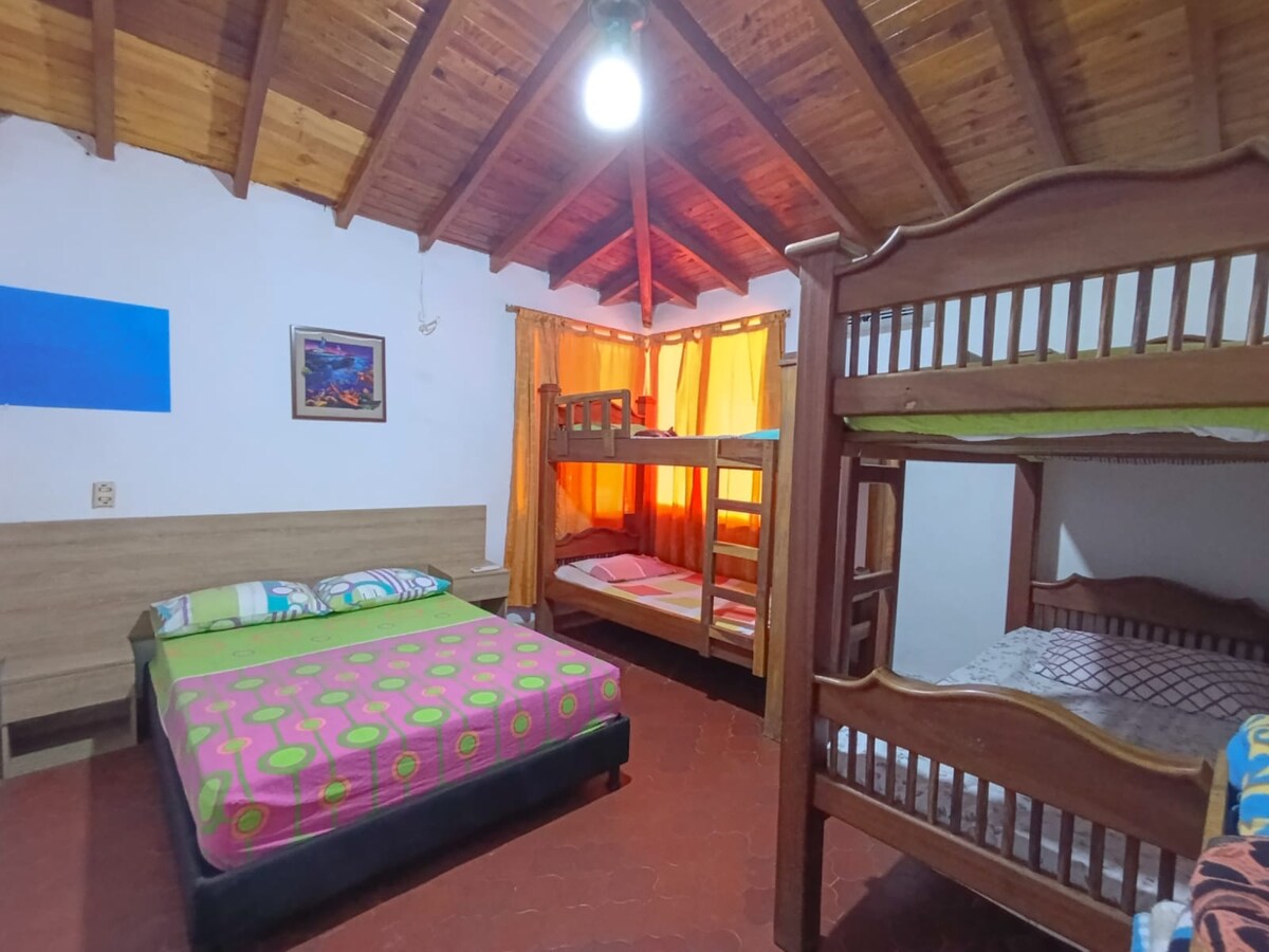 საძინებელი 1