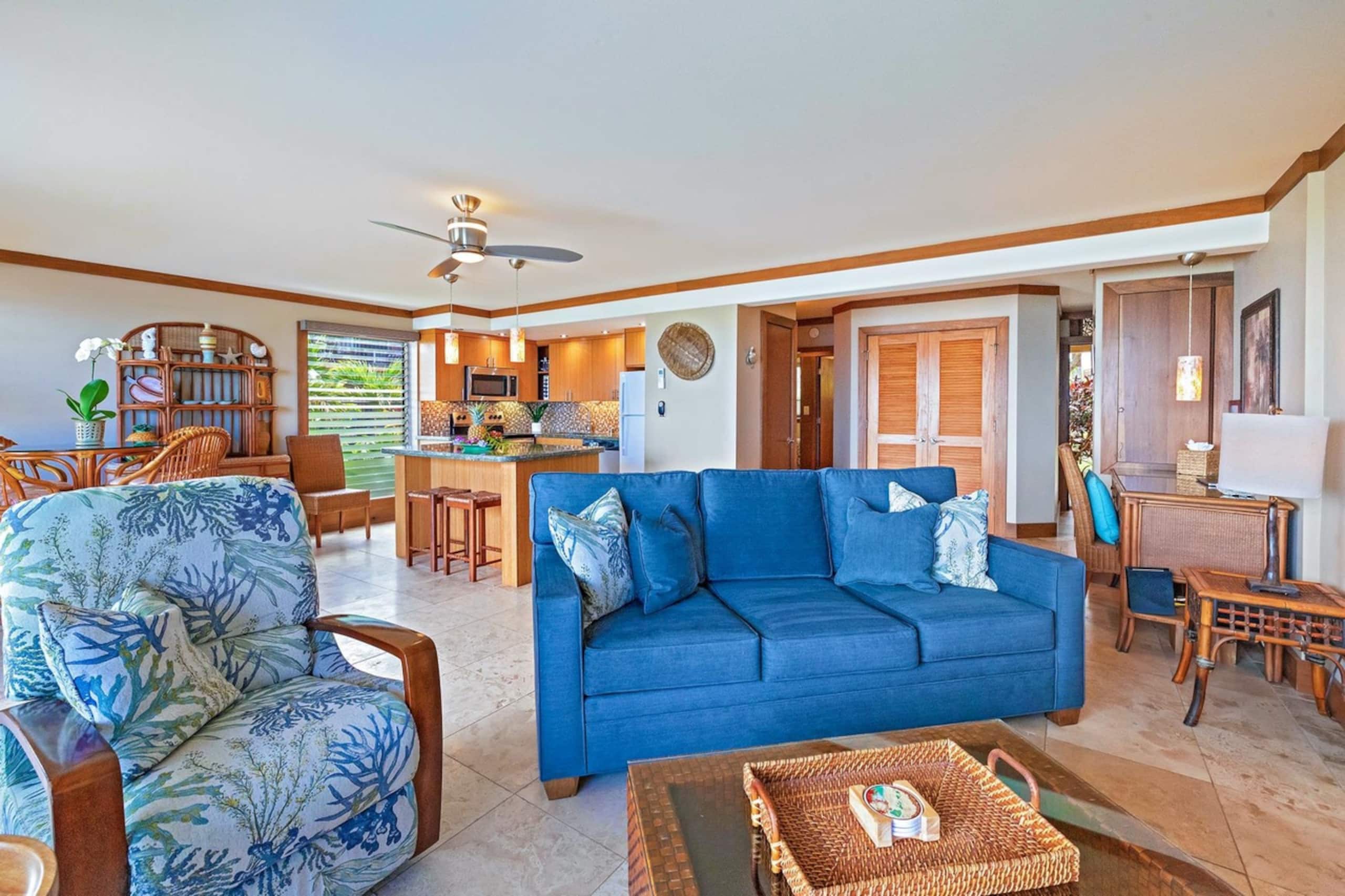 Aloha! 10 Steps to Ocean. Breathtaking Ocean Front - Image 3