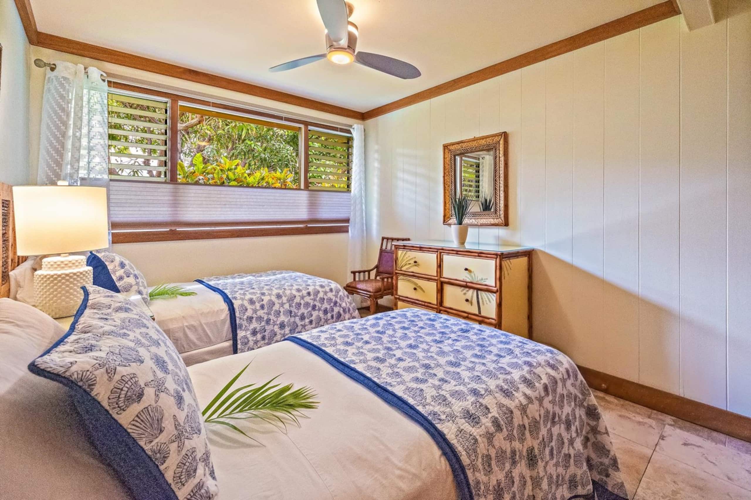 Aloha! 10 Steps to Ocean. Breathtaking Ocean Front - Image 17