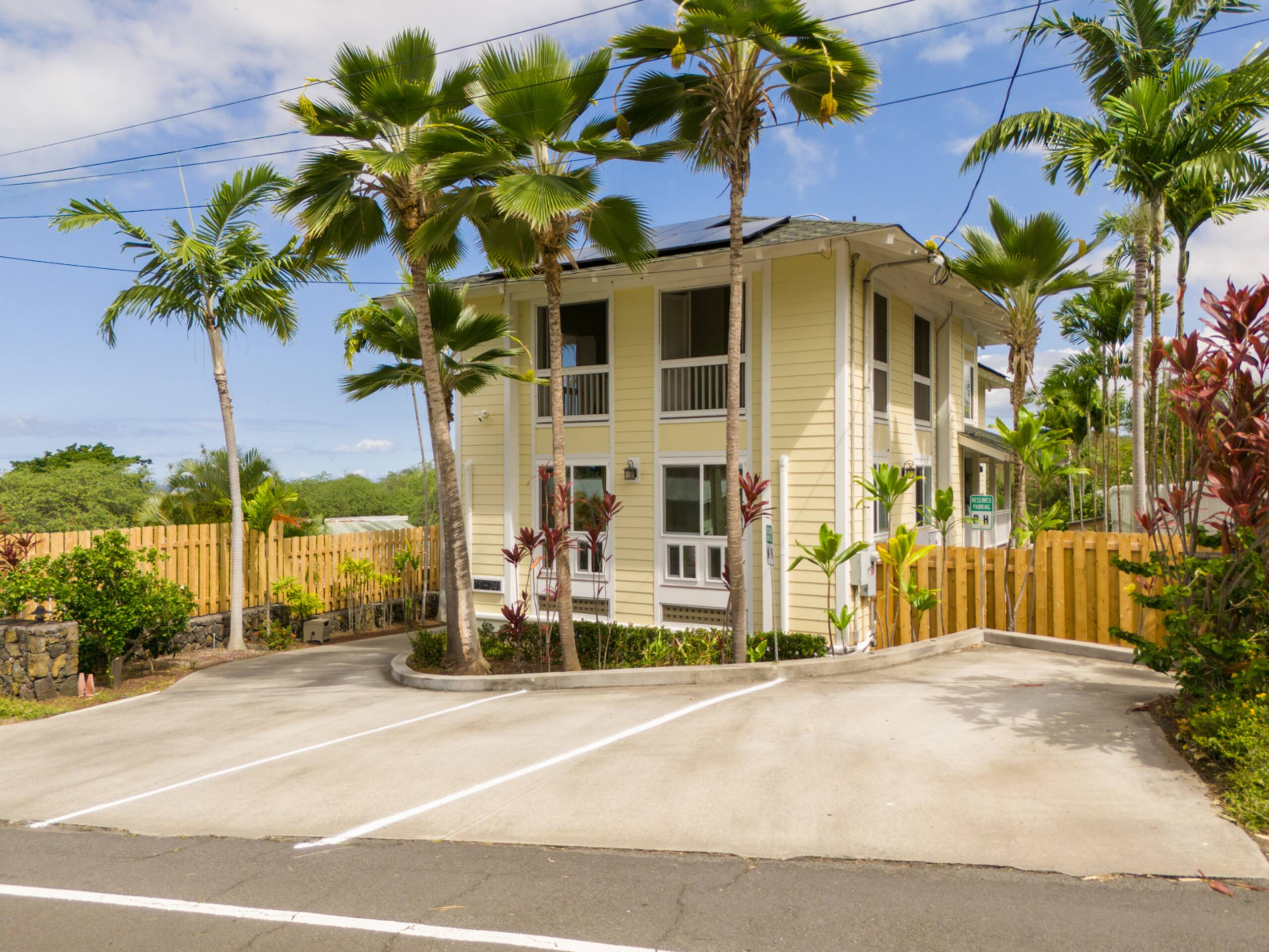 Kona Penthouse Retreat - Relaxed 2 BD w/Ocean View - Image 22