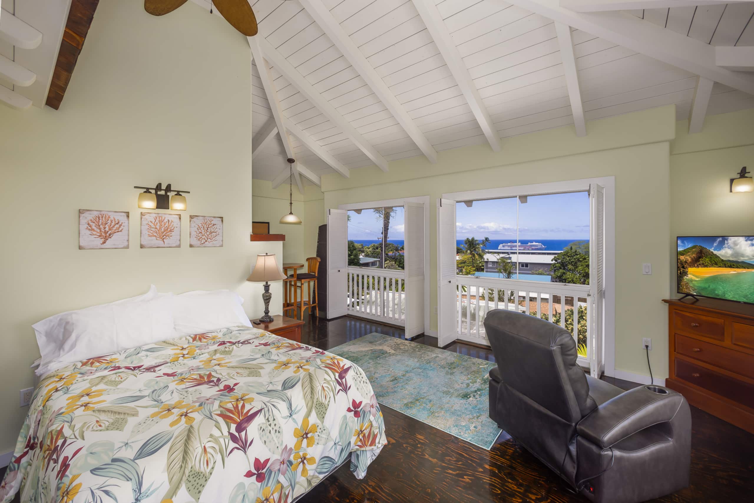 Kona Penthouse Retreat - Relaxed 2 BD w/Ocean View - Image 10