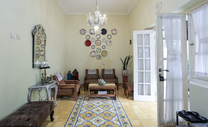 Rumah Indise Hamsa Putih 2br - Yogyakarta