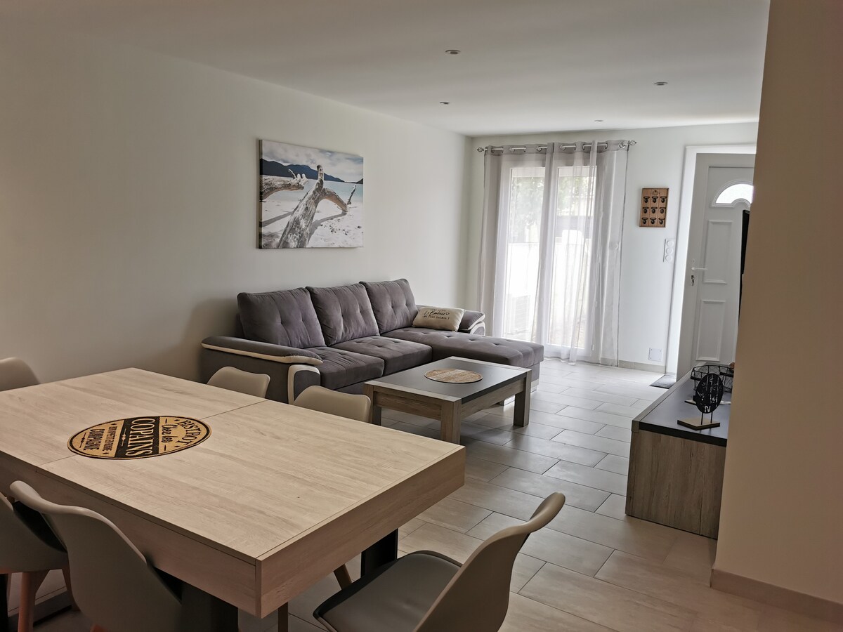 Top Airbnb: Single-story house with garden terrace, quiet and comfortable à Agde