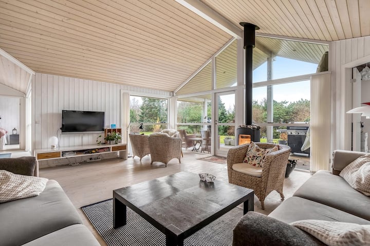 Cozy Summerhouse 4 Bdr + 2 Bath 500m From The Sea! - Denmark