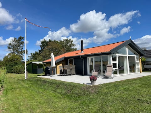 Poppelhuset in Vemmingbund
150 meters to the beach