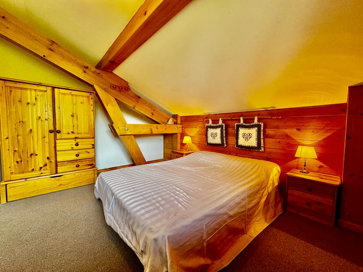 卧室配备140x190床-二楼