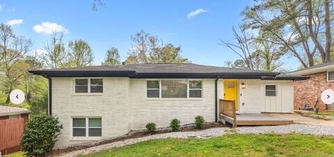 *NEW* The Suite Escape -Modern Living in Metro Atl