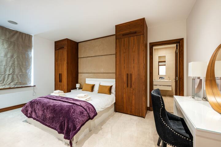 Spacious 2 beds Central London gallery image 5