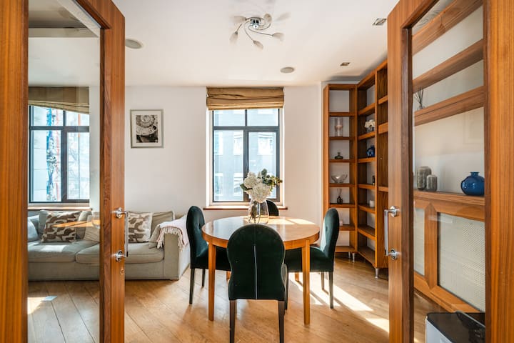 Spacious 2 beds Central London