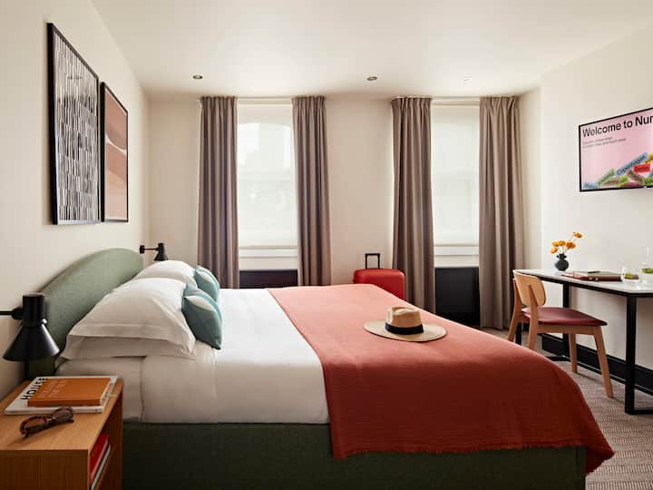 Numa | Medium Room In Central London - Bloomsbury