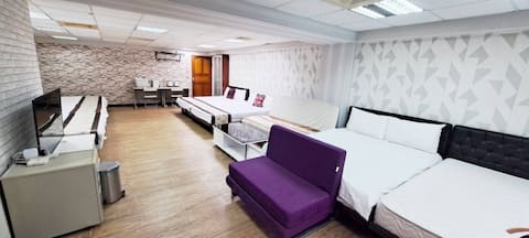 Taipei Main Station 6min walk/12min walk/washing machine/7 large bed +2 sofa bed