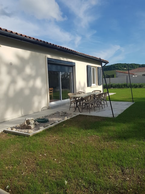 GITE Chez mamie 7 people in Ste Livrade sur Lot