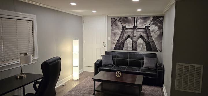 New Loft Ready For Families And Business Travelers - Raleigh, NC