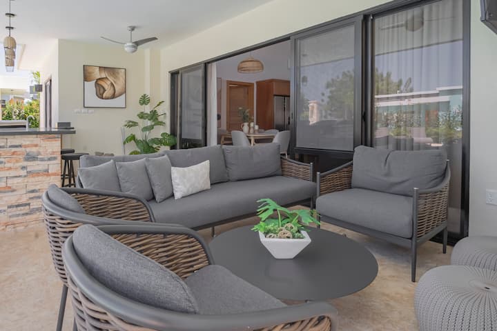 A/c In Living Room • Luxury • Guest House. - Sosúa