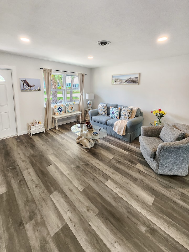 Dockside Delight:waterfront/gulf Access/4minsbeach - Englewood