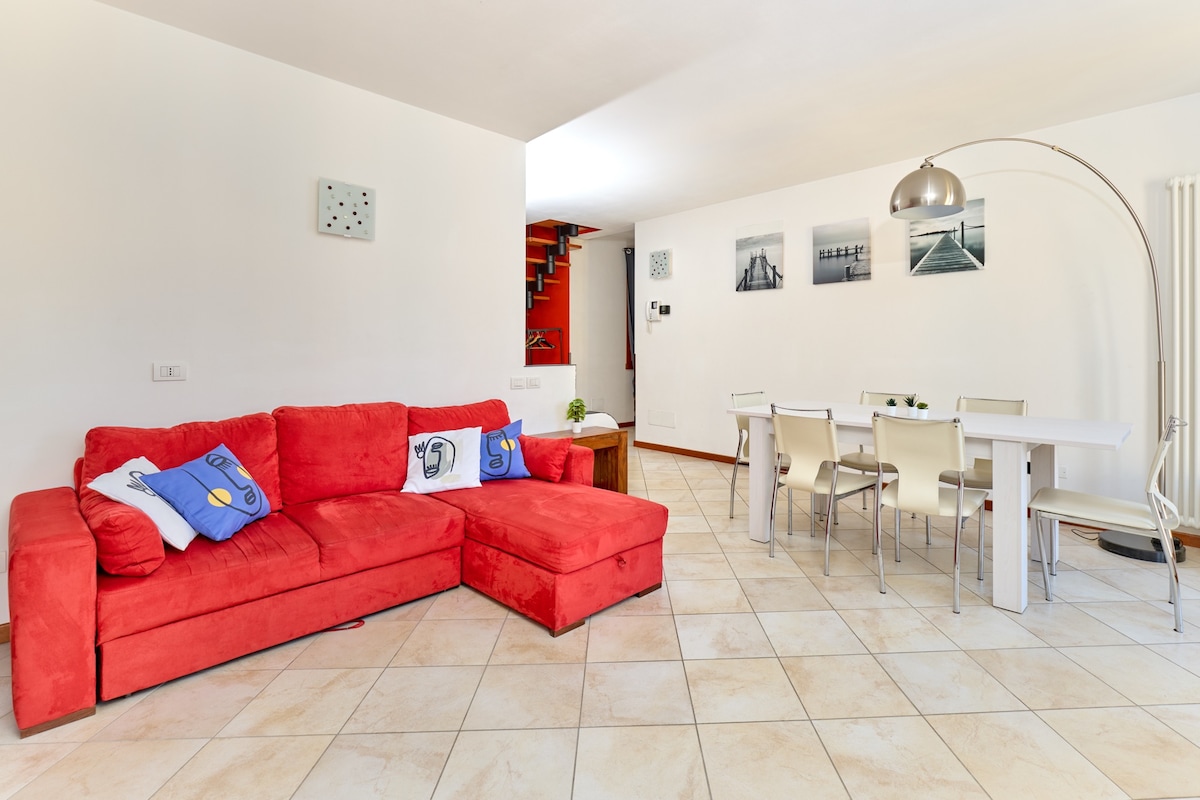 Top performing Airbnb: Casa Martina - penthouse with beautiful lake view in Brenzone Sul Garda