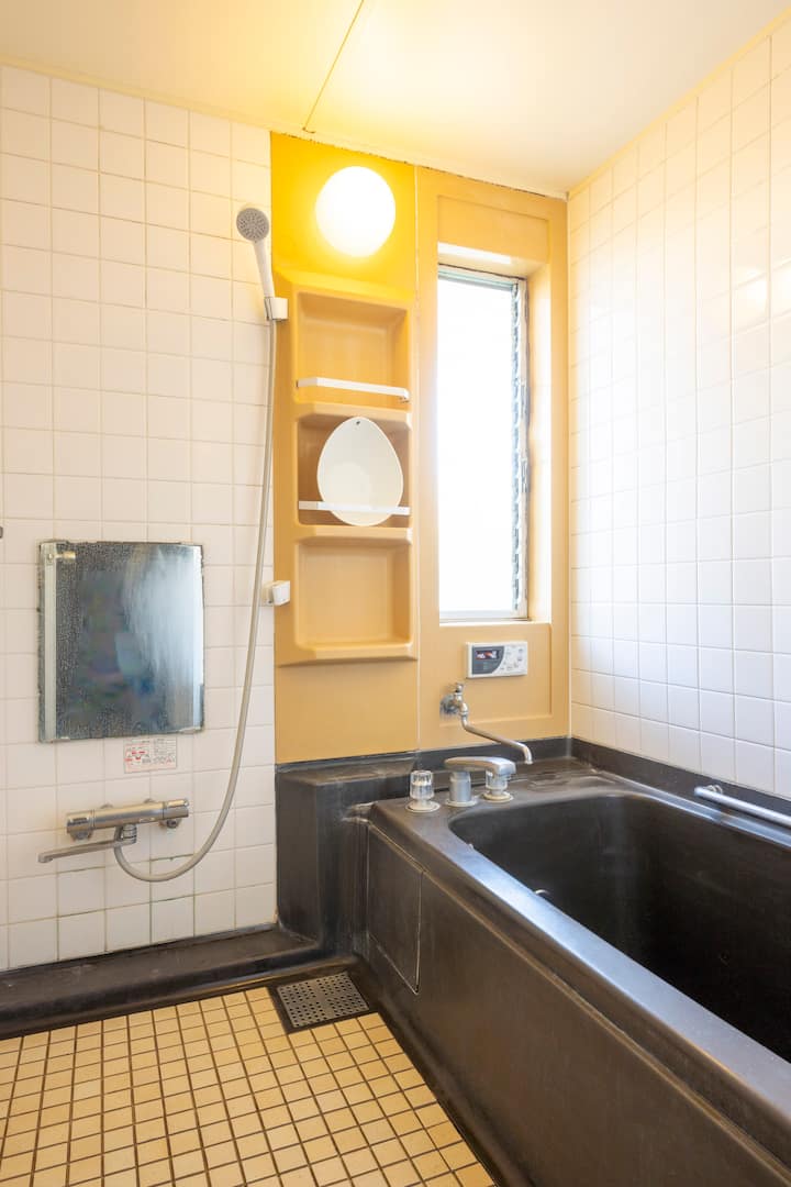 本館1Fの共用の浴室です。
