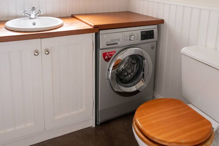 Eyrie Family Suite gallery image 5