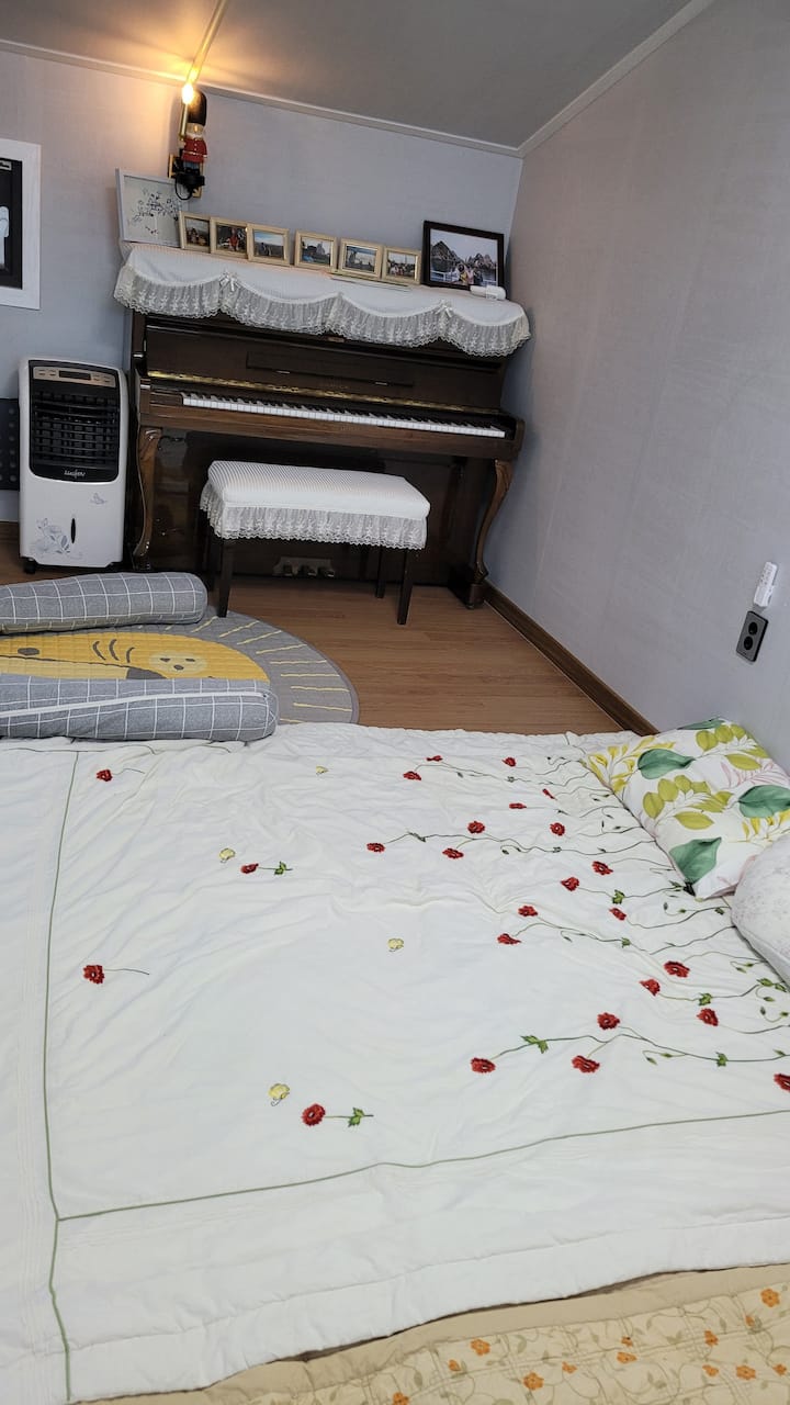 საძინებელი 1