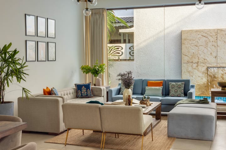 Living room image 2