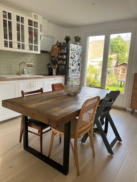 Nice house next to Paris