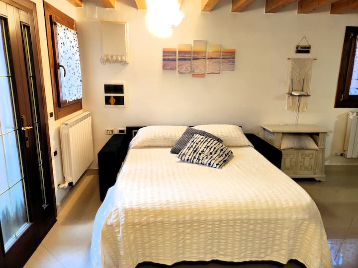 PIANO TERRA divano letto matrimoniale + ascensore