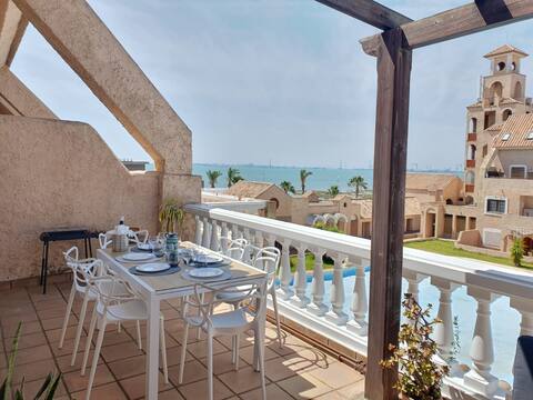 Beautiful Duplex with Terrace