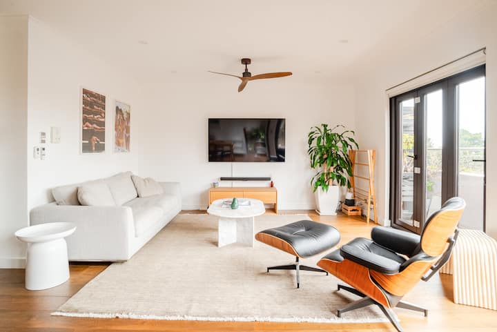 Luxury Warehouse Loft + Parking / Prime Location - Sidney, Avustralya
