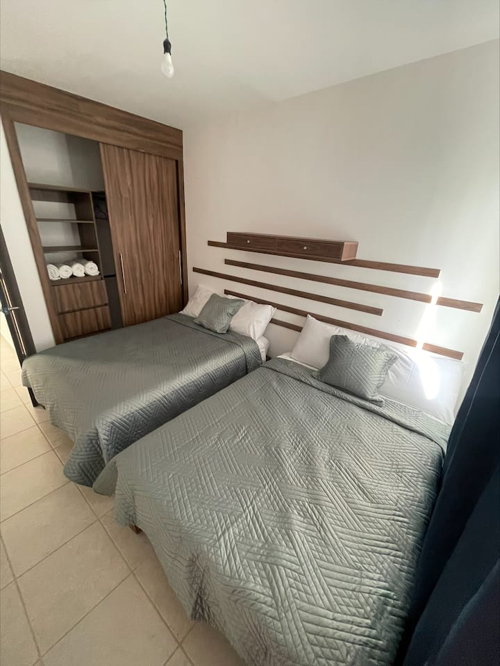 Furnished House | 3 Br | 3 Ba | 15 Min Inland Port - León