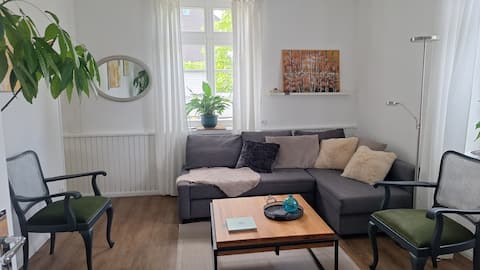 Successful Airbnb property: Apartment in the old Weberhaus with garden use in Krefeld