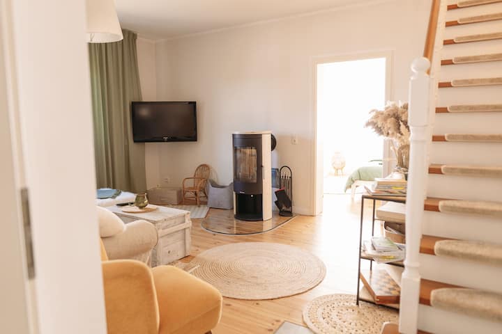 Wellness-oase Am See: Landhaus Mit Sauna &Badefass - Brandenburg an der Havel